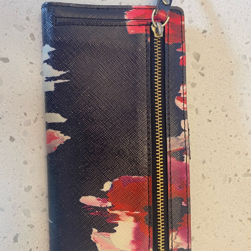 Kate Spade Wallet - Picture 3 of 6